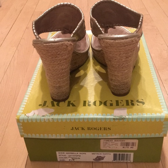 Sandals - Picture 3 of 3